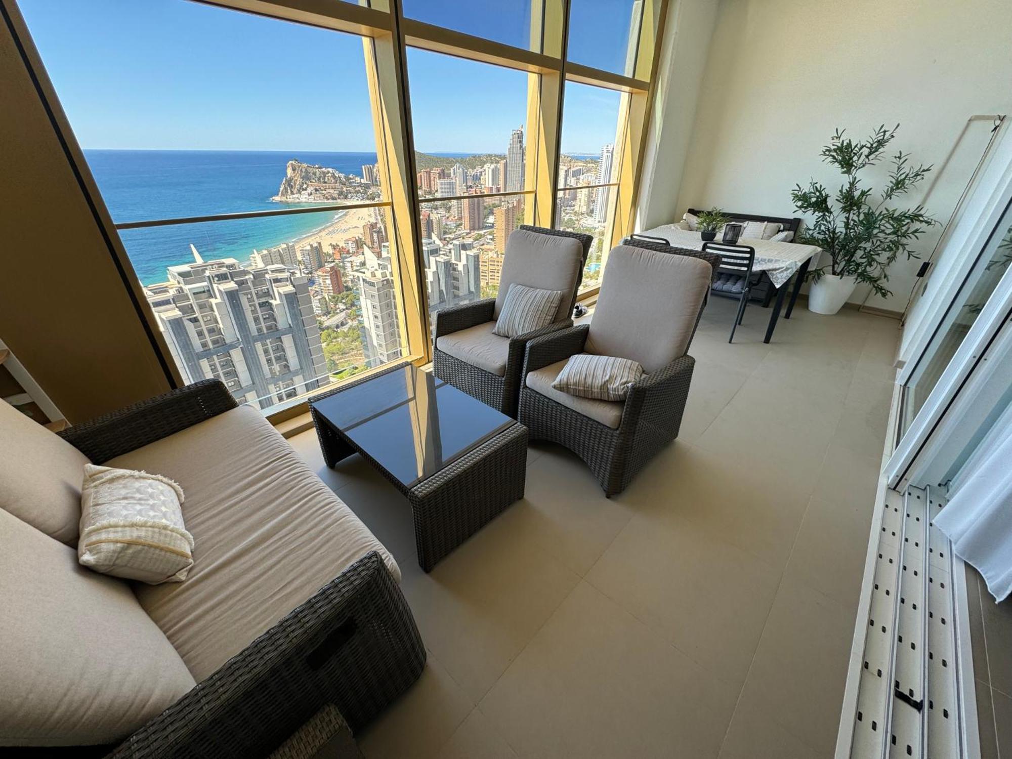 Intempo Sky Luxury Apartment 26 Floor Seaview Benidorm Exterior foto