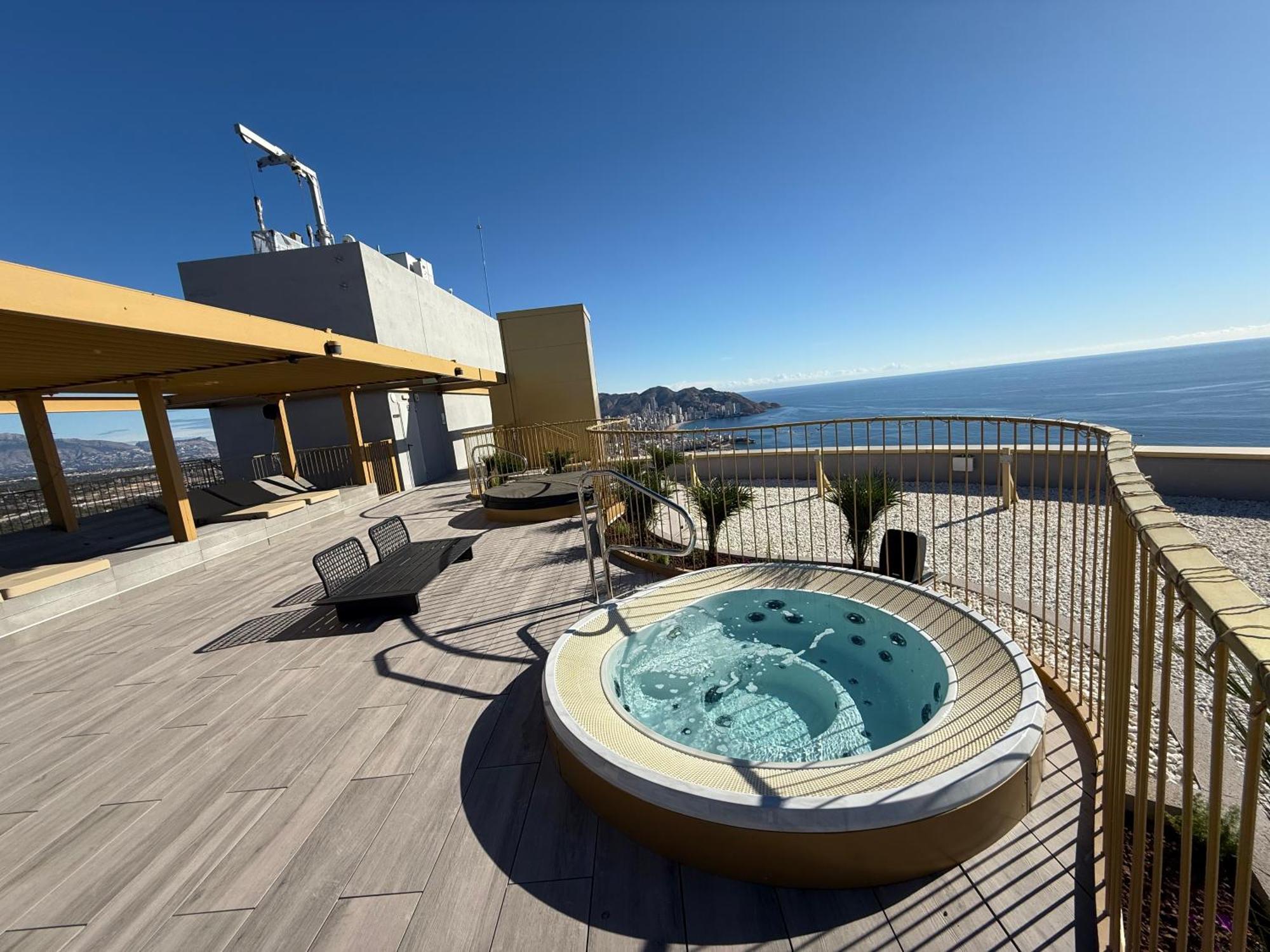 Intempo Sky Luxury Apartment 26 Floor Seaview Benidorm Exterior foto